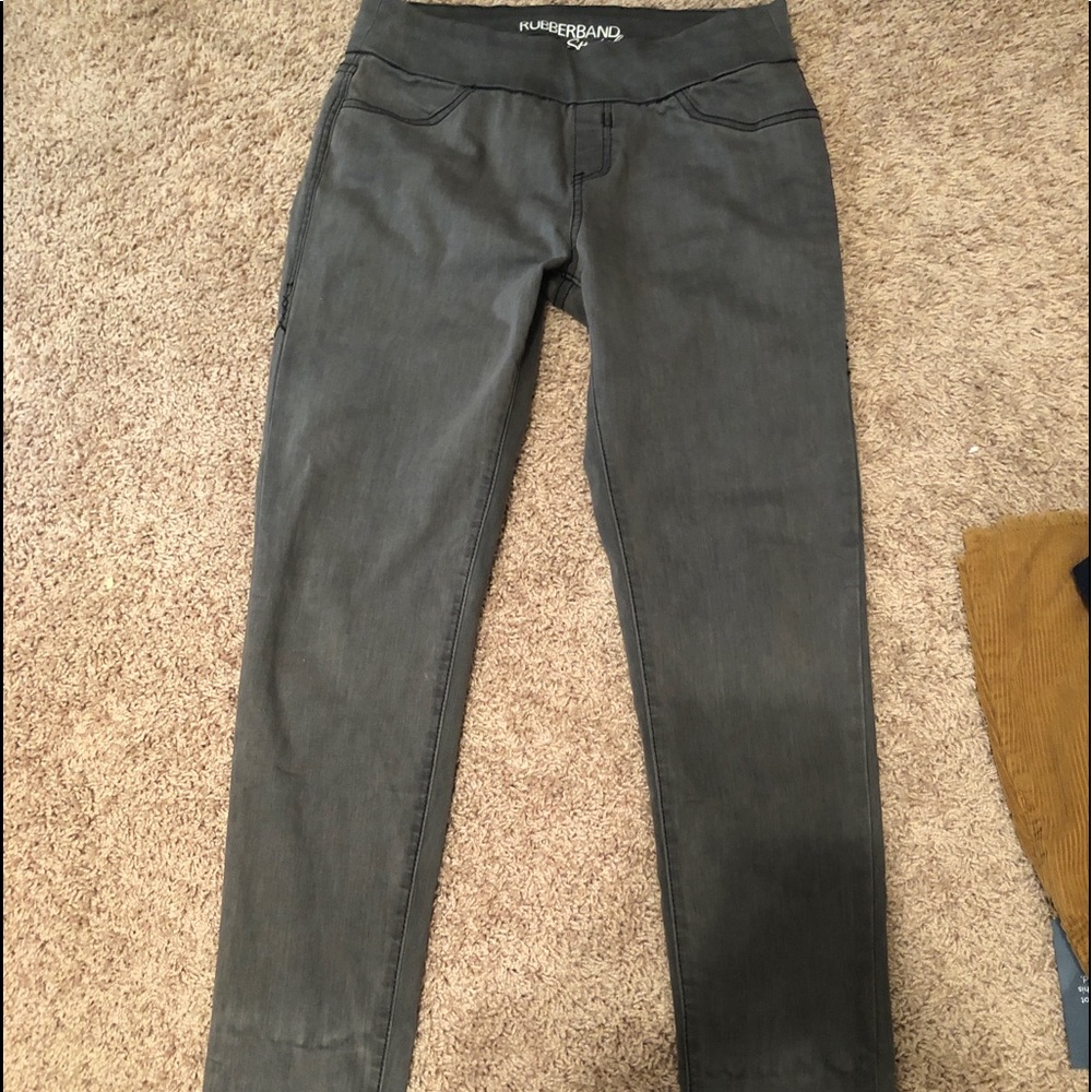 Black/gray jeans